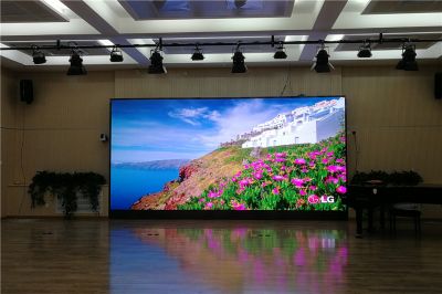 北京東城區明城幼兒園多功能廳室內P2.5高清全彩LED顯示屏（安裝地點：北京東城區明城幼兒園）