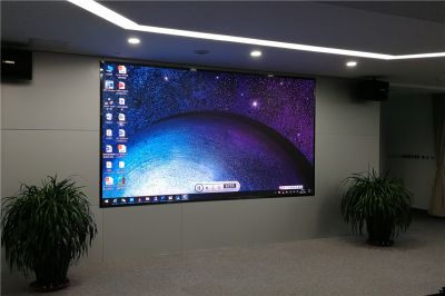 華夏力鴻檢測公司室內P2.0高清LED顯示屏（安裝地點：順義區華夏力鴻檢測公司）